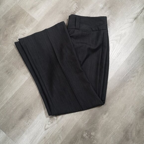 Fashion Bug Ladies Size 14 Black Zipper & 3 Button Closure Flare Leg Dress Pants - Picture 10 of 14